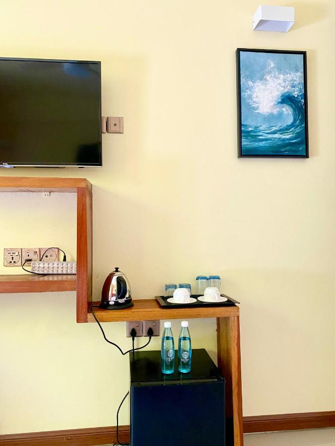 Sands Grand Dhigurah  Exterior foto