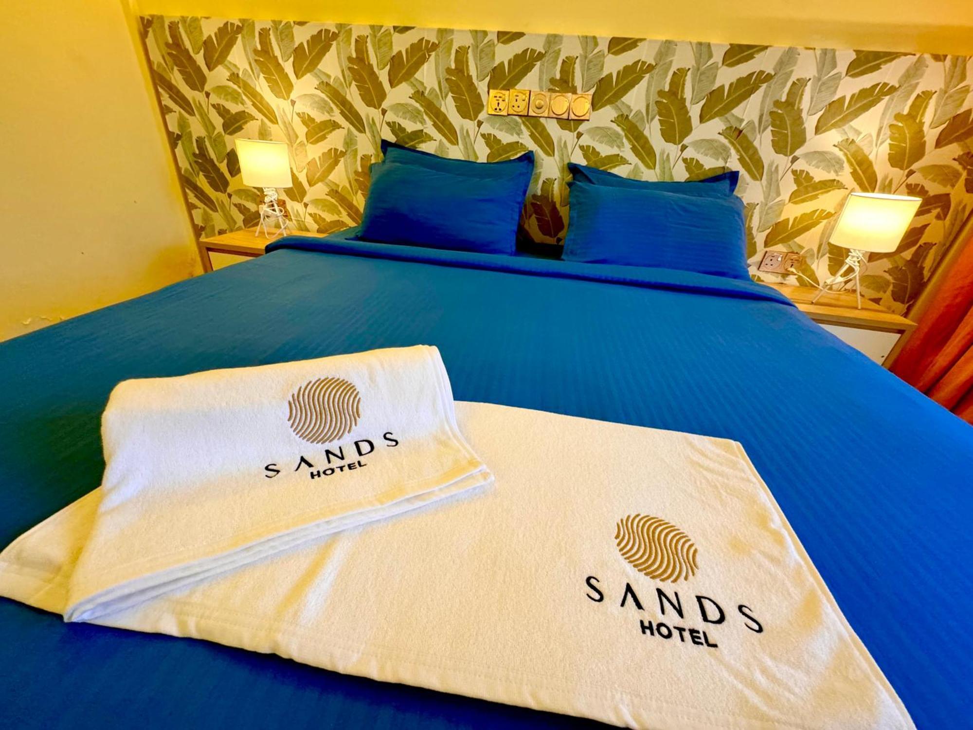 Sands Grand Dhigurah  Exterior foto